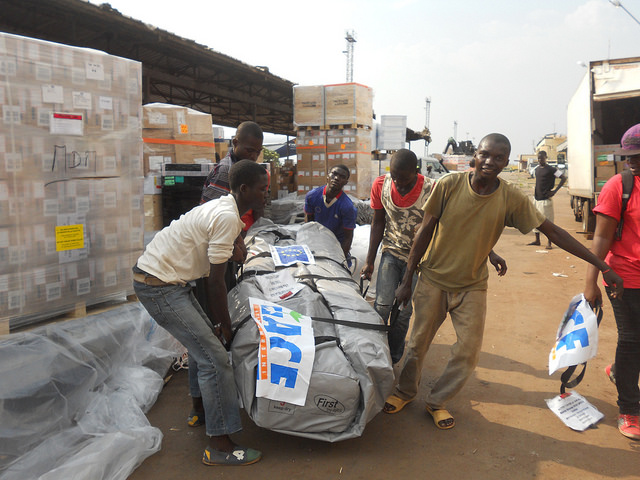 The EU has been airlifting life-saving humanitarian cargo to the Central African Republic. Credit: EU/ECHO Jean-Pierre Mustin/cc by 2.0