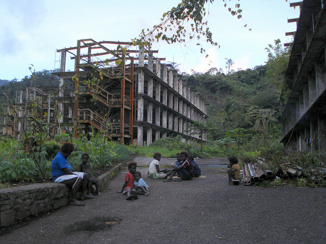 Indigenous communities continue to live around the edge of the Panguna copper mine in Bougainville, Papua New Guinea, which was forced to shut down in 1989. Credit: Catherine Wilson/IPS
