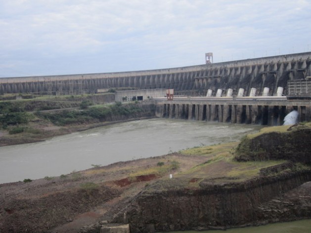 The Itaipú hydropower dam shared by Brazil and Paraguay is the second-largest in the world, after China's Three Gorges. Credit: Mario Osava/IPS