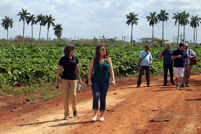 Members of the U.S. Agriculture Coalition for Cuba, supported by more than 30 agricultural organisations and companies, visit the Primero de Mayo Cooperative in Güira de Melena, in the western Cuban province of Artemisa. Credit: Jorge Luis Baños/IPS