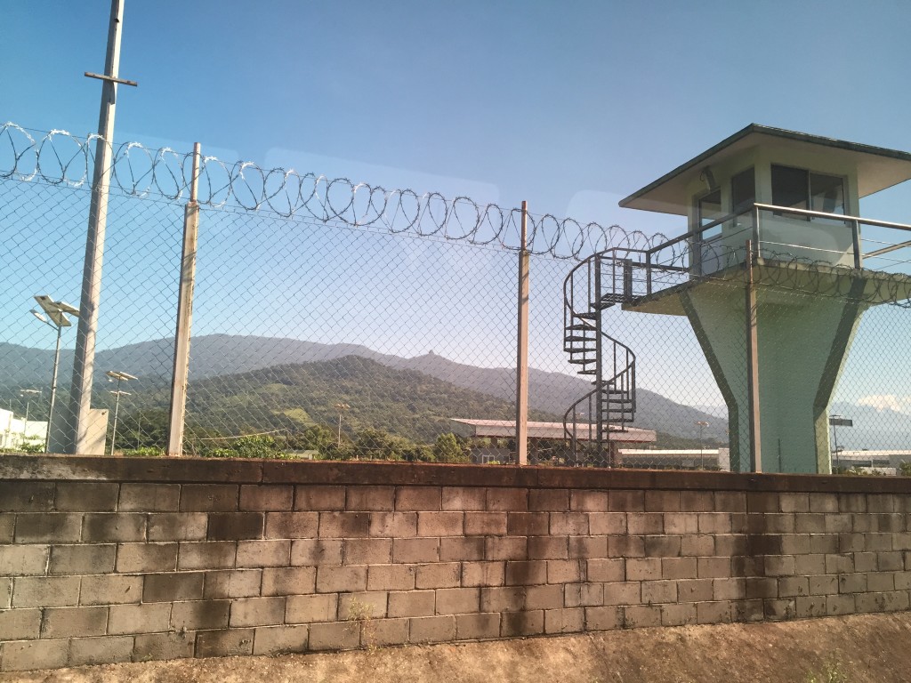 A prison or a migratory checkpoint? Difficult to tell. The "CAITF" border control checkpoint in Huixtla, Chiapas. Credit: Madeleine Penman / Amnesty International.