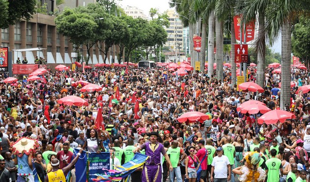 A crowd celebrates during Rio de Janeiro's last carnival, in one of the last festive gatherings in the world before the coronavirus pandemic. No one knows whether carnival and other mass gatherings will be held in 2021 and the next few years. CREDIT: Fernando Maia | Riotur-Public Photos