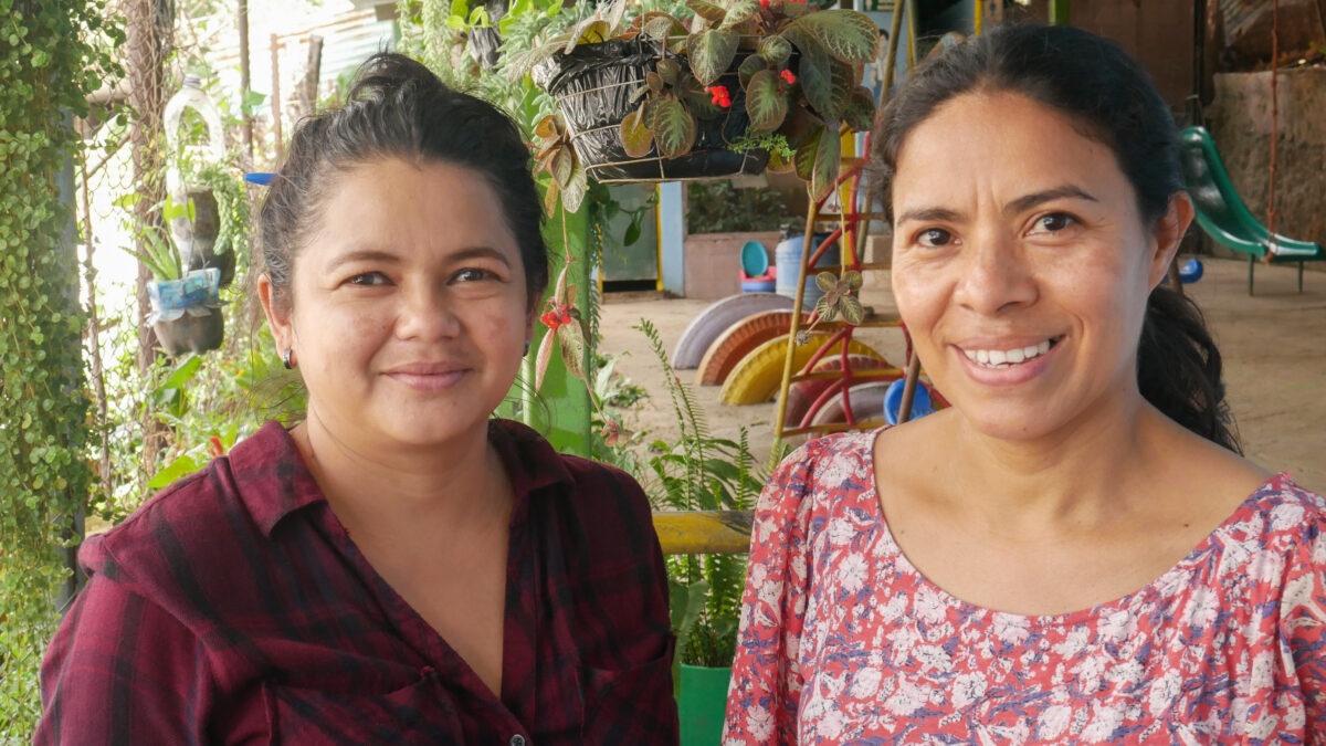 Marta Mendoza and Sandra Peña are part of the teaching team at the El Zaite Children's Center in southern El Salvador, where they are striving to return to the pre-pandemic standards of education and nutrition.  CREDIT: Edgardo Ayala/IPS