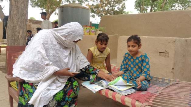 Entrepreneurship Blooms in Villages Bordering Pakistan Desert — Global Issues