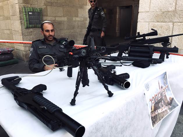 Show of force in Jerusalem during Israel's Independence Day. Credit: Mikel Ayestaran.