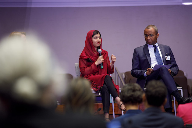 노벨 평화상 수상자 Malala Yousafzai는 재정 지원이 없으면 위기에 처한 국가의 젊은이들이 교육받을 권리를 갖기 위해 여러 세대를 기다려야 할 수도 있다고 말했습니다.  크레딧: UN