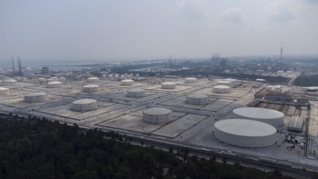 The state-owned Petróleos Mexicanos (Pemex) oil company is completing its seventh refinery on a 600-hectare site at Dos Bocas in the municipality of Paraíso, in the southeastern state of Tabasco. The plant will process some 290,000 barrels of fuels per day when it reaches full capacity. CREDIT: Erik Contreras-Gerardo Morales / IPS