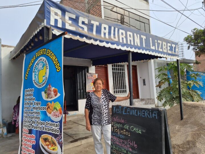 María Bautista is the owner of a small ceviche restaurant, which has seen better times and has declined due to the absence of tourists and surfers who no longer choose the beaches of Chancay as a destination because the works of the mega-port have reduced the waves. CREDIT: Mariela Jara / IPS