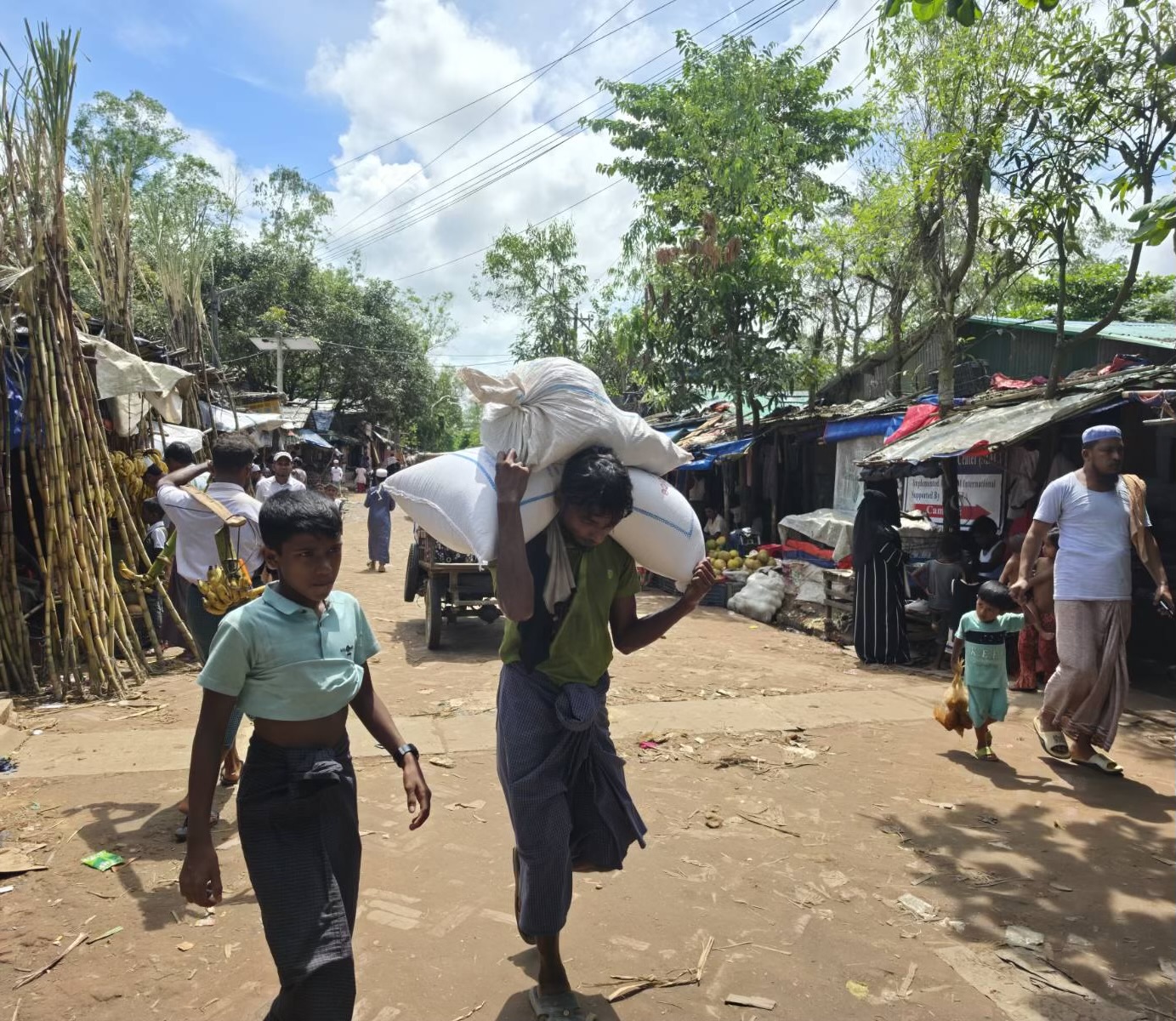 Rohingya Camps: Children in Frontline of Food Rationing Crisis