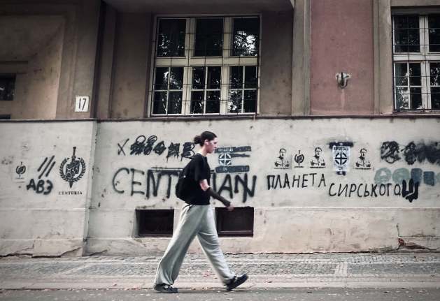 War is driving emigration and demographic decline among the Hungarian minority in Ukraine, threatening its future in Transcarpathia.